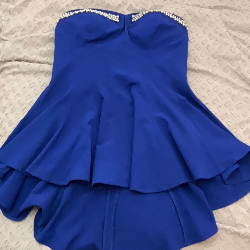 It’s a fancy top for going out!